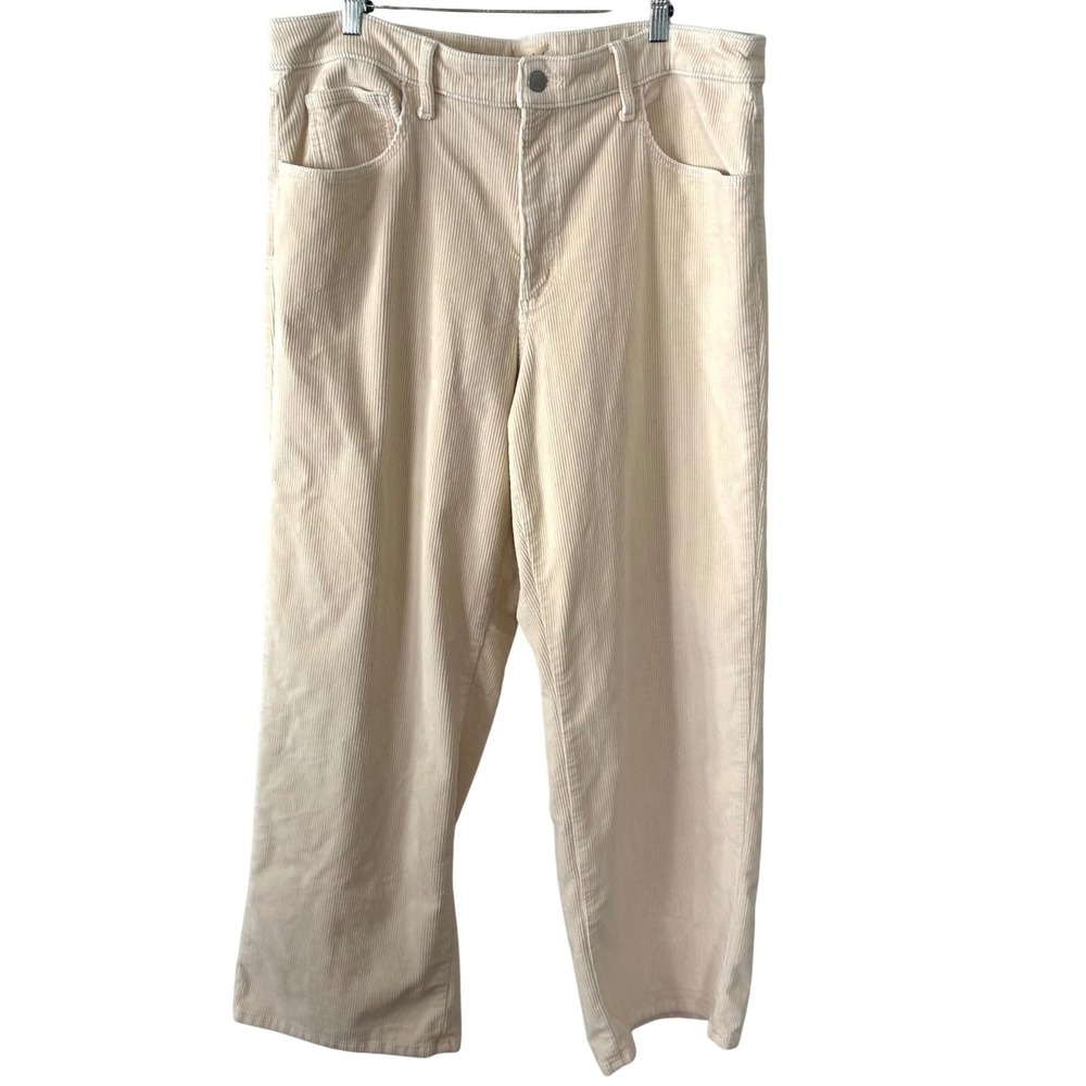 Universal Thread Women's Cream High‎ Rise Wide Leg Corduroy Pants in Size 17R